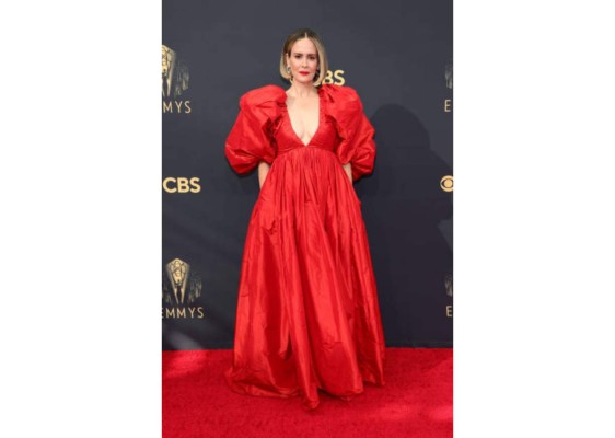 Sarah Paulson<br/>En Carolina Herrera.<br/><br/>
