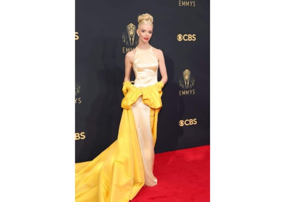Anya Taylor-Joy<br/>Lució fenomenal con su vestido de Dior.