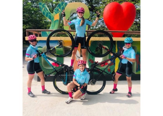 Bike Girls, ganadoras del segundo lugar de Girl Boss