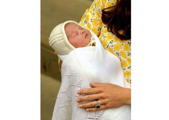 Kate y William presentan a su hija