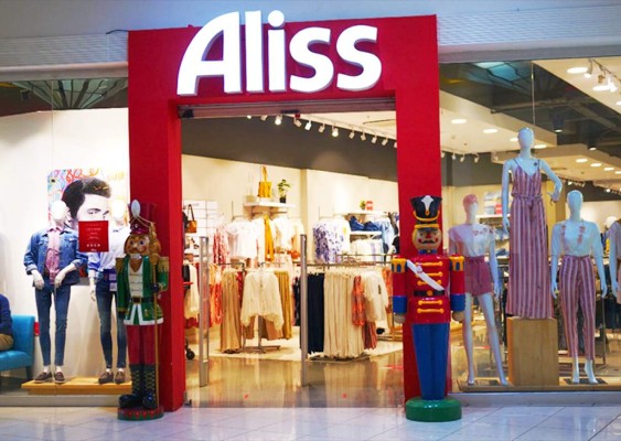 Aliss presenta su Black Sale
