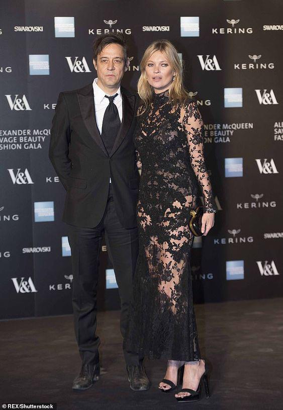 Kate Moss mantuvo una relación con Jaime Hince desde 2011 hasta 2016. 