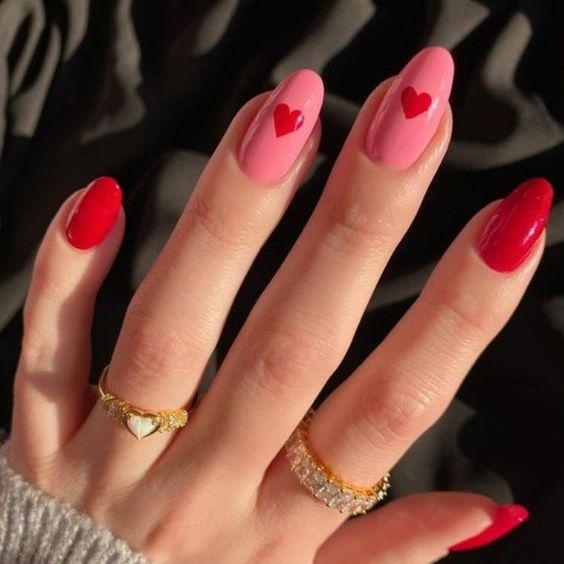 Los diseños más lindos en uñas para San Valentín 2024