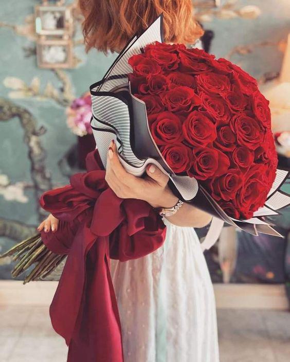Las flores son las protagonistas en el Día de San Valentín. Su belleza, su elegancia, sus colores y formas, evocan sentimientos que van desde el amor hasta el agradecimiento.<b> </b>