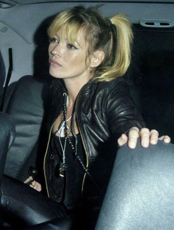Kate Moss no da entrevistas a ningún medio, pues ha declarado que siempre se pone muy ansiosa previa a una entrevista