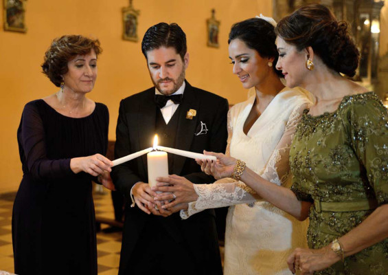 La boda de Atenas Hernández y Juan Merino