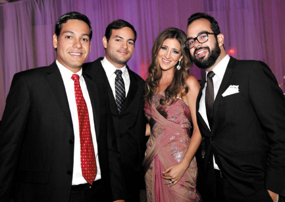 Boda Llanes Del Carmen