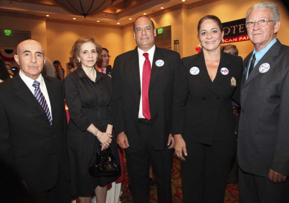 Estados Unidos celebra sus elecciones en Tegucigalpa