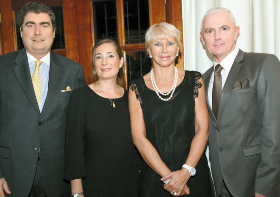 La Petite Robe Noire