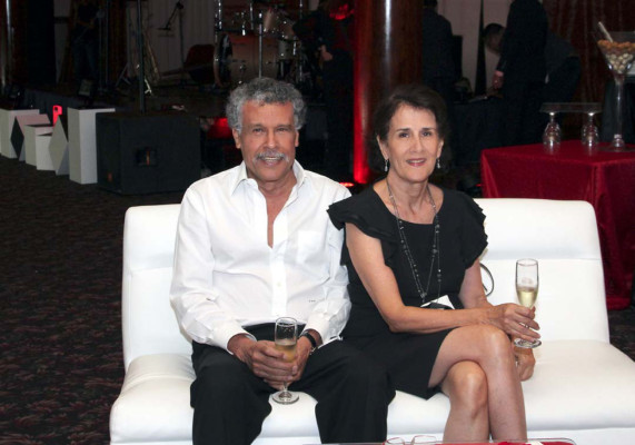 Noche de Vinos con Estilo