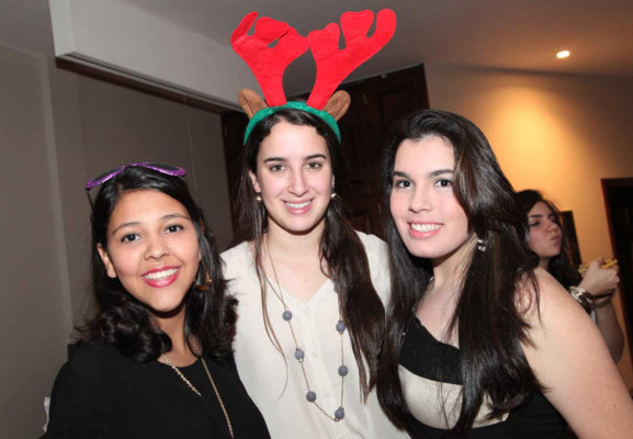 Gift exchange de los Seniors de la Americana