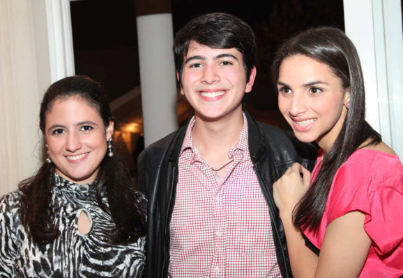 Gift exchange de los Seniors de la Americana