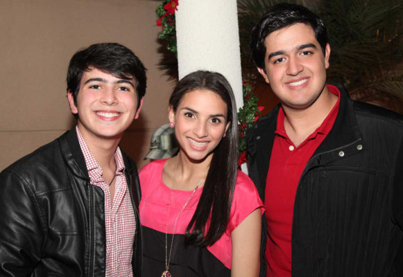 Gift exchange de los Seniors de la Americana