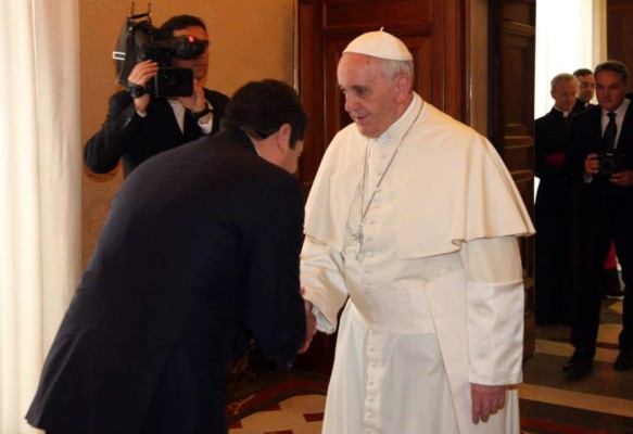 El papa Francisco recibió a Juan Orlando Hernández