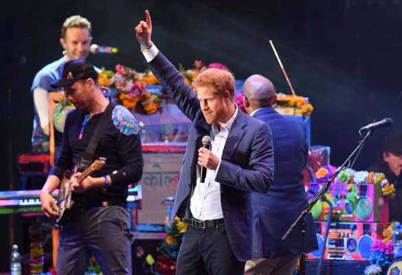¿Príncipe Harry el miembro secreto de The Killers ?