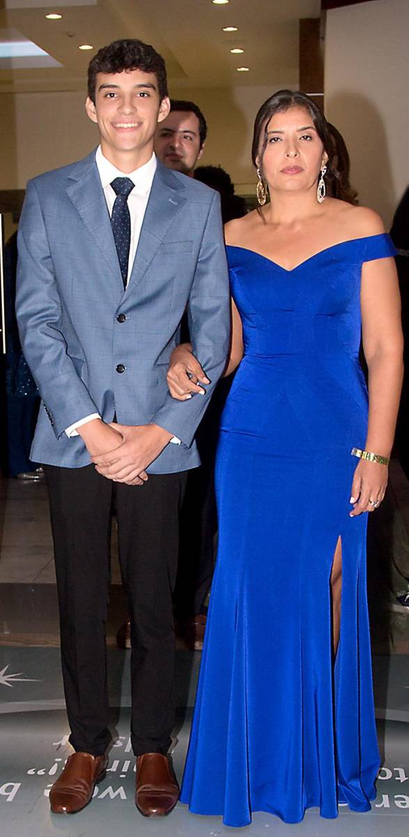 José Manuel y su madre Patricia Polanco.