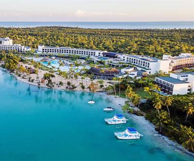 Zemi Miches Punta Cana All-Inclusive Resort, exclusivos bungalows frente al mar
