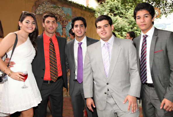 Senior breakfast de la American School