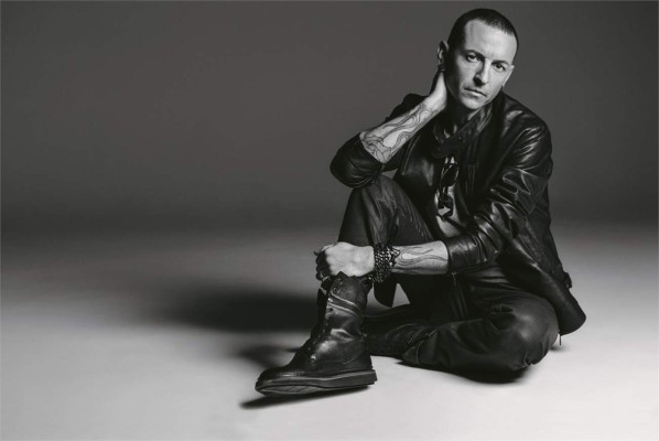 Vocalista de Linkin Park se quita la vida