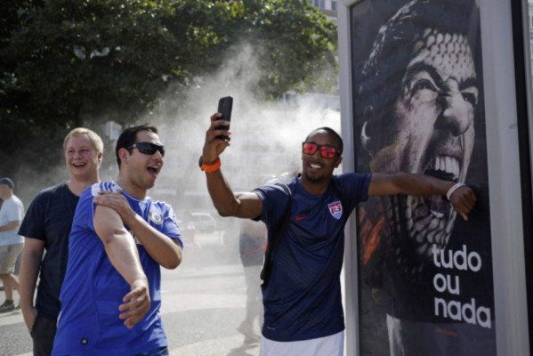 Mordisco de Suárez resucita en Copacabana