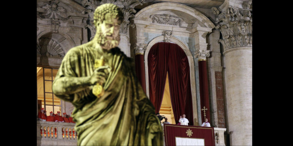 Primer papa de América adopta nombre de Francisco I
