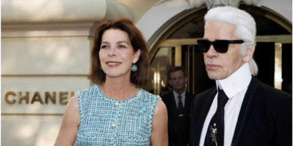 Carolina asiste a inauguración de Chanel