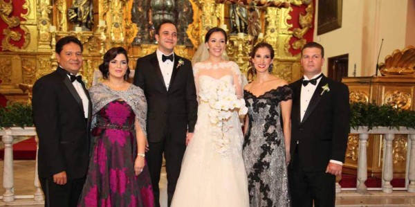 La boda de Adriana Rivera y Enrique Jaar