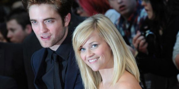 Robert Pattinson busca ayuda