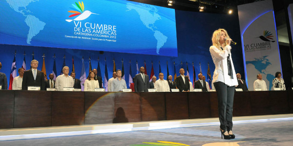 Shakira cambia la letra del himno de Colombia