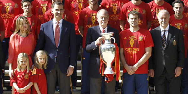 Las infantas celebran el gane de España