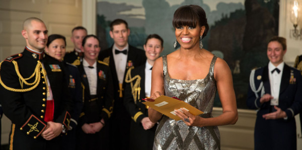 Irán censuró el escote de Michelle Obama