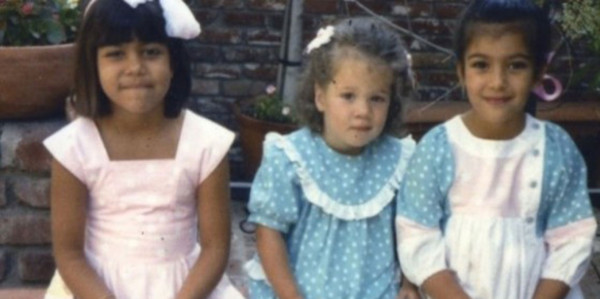 Kim, Khloe y Kourtney de niñas