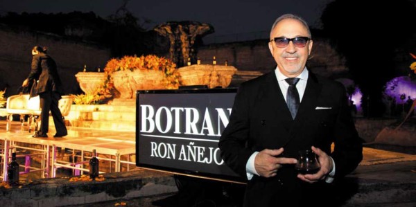 Emilio Estefan y Ron Botrán