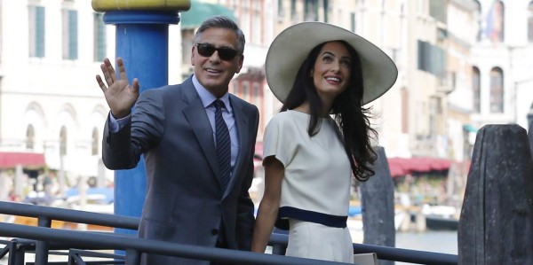 Clooney y Alamuddin oficializan boda