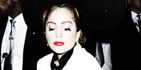 Lady Gaga abrió colección de Treacy