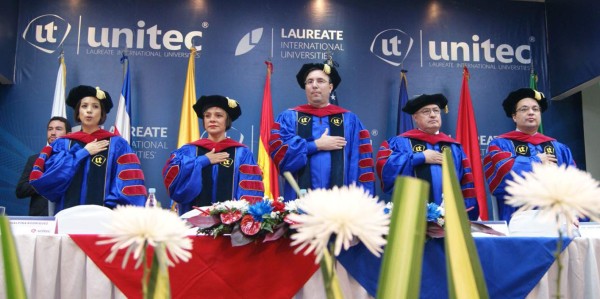 Rosalpina Rodríguez, Maribel Liberman, Luis Zelaya, Lester López y Marlon Brevé