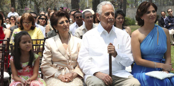 La boda de Elisa Trochez y Roberto Canahuati