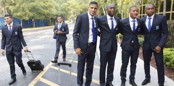 La selección de Honduras parte hacia Brasil
