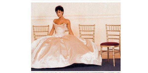 Tiara de Victoria será subastada