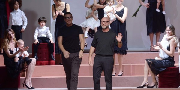 Elton John y Ricky Martin llaman a boicotear a Dolce y Gabbana