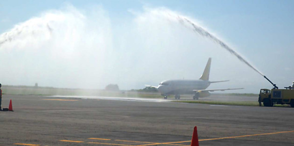 Vuelo inaugural de la linea aérea EasySky