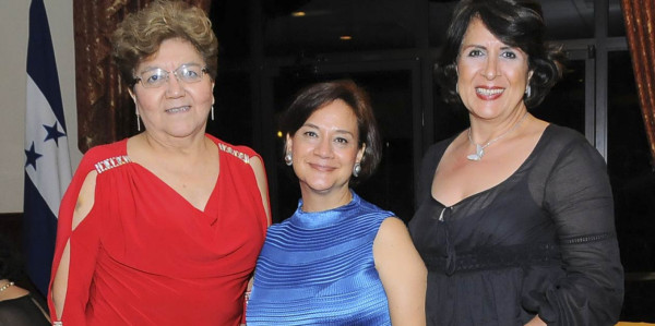 Dolores Favila, Eloisa García y Carmen Faraj. (Foto: Alex Muñoz)