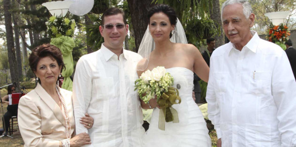 La boda de Elisa Trochez y Roberto Canahuati