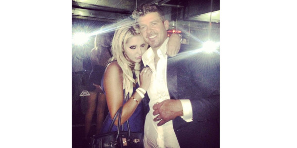 Robin Thicke se divorcia