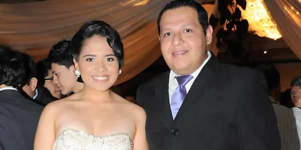 La graduación de la Academia Americana