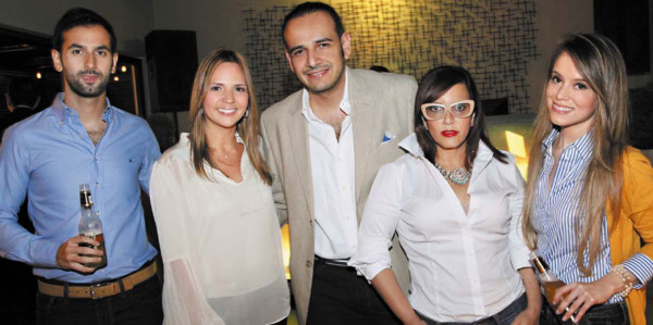 Jesús Sabat, Carolina Sánchez, Yimo Sabat, Blanca Bendeck y María José Alvarenga.