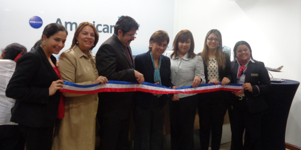 American Airlines inaugura centro de atención