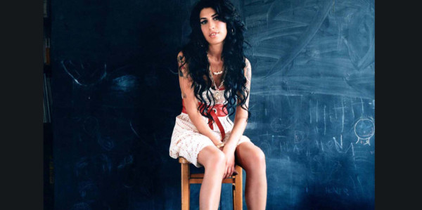 Vestido de Amy Winehouse será subastado