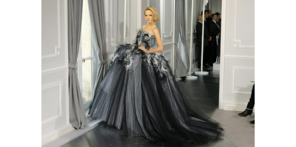 Dior muestra su colección de Alta Costura
