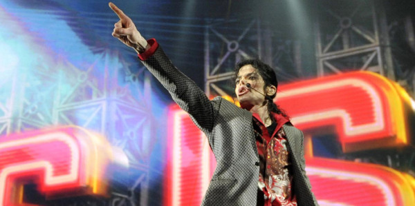 Michael Jackson revive con Bad